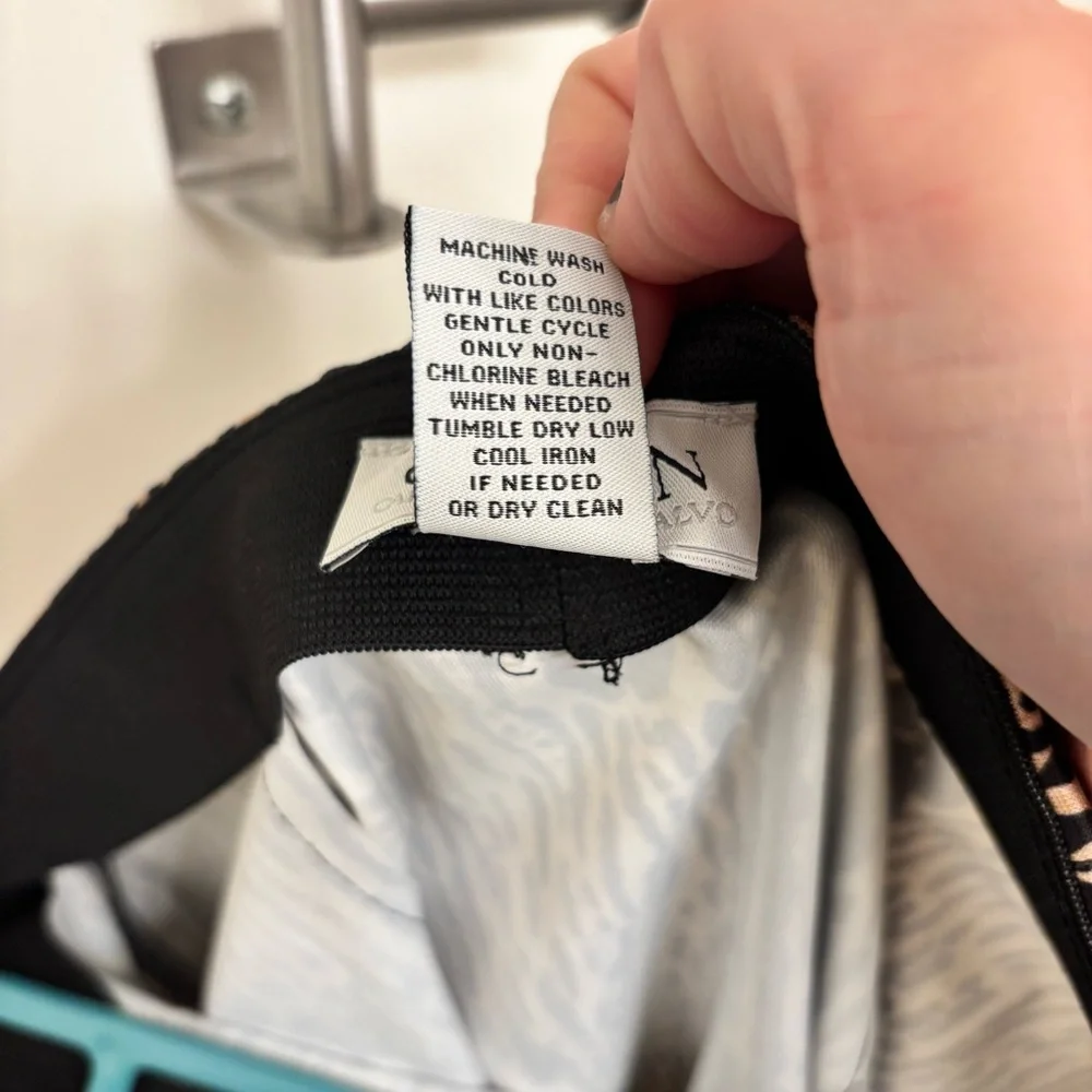 Carmen Marc Valvo Animal Print Pencil Skirt Size Medium Bodycon Office Mobwife - Picture 9 of 9